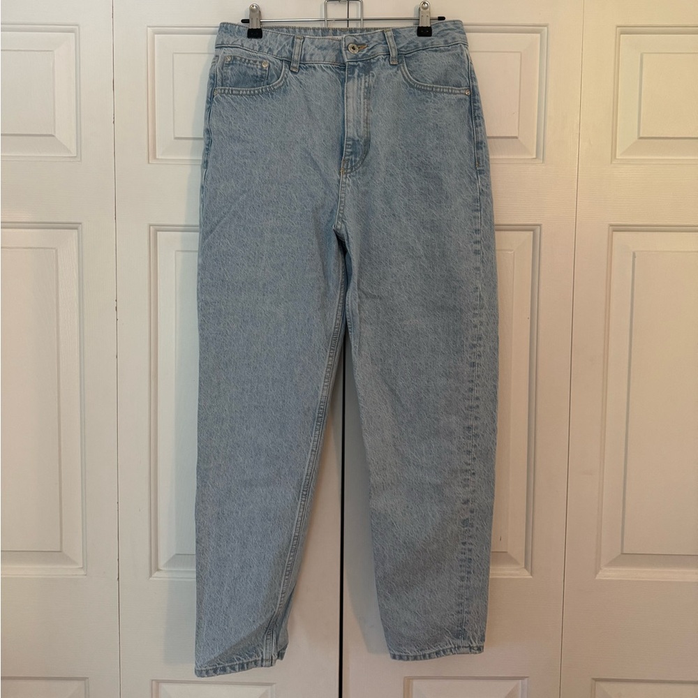 Zara High Rise Mom Jean